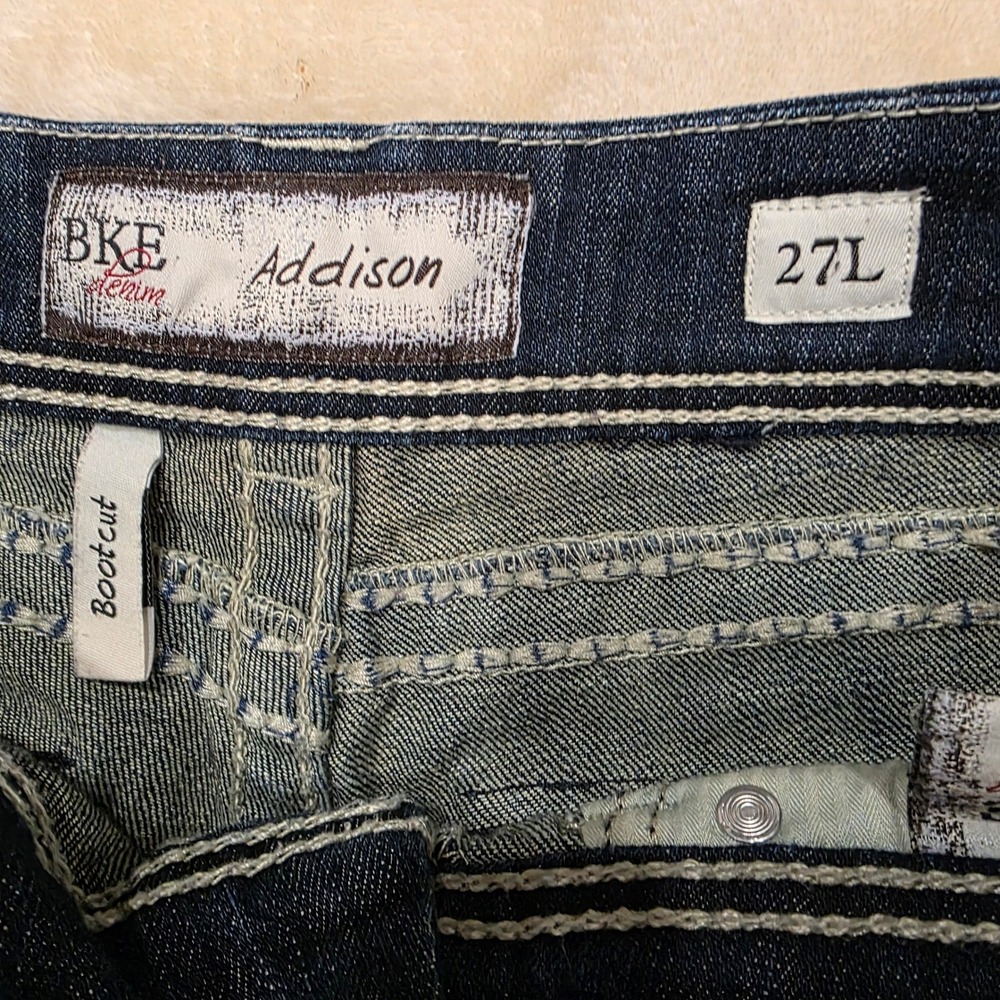 BKE Addison Bootcut Jeans Women Size 27L 27x33.5 Dark Wash Stretch Denim Buckle - Picture 4 of 9